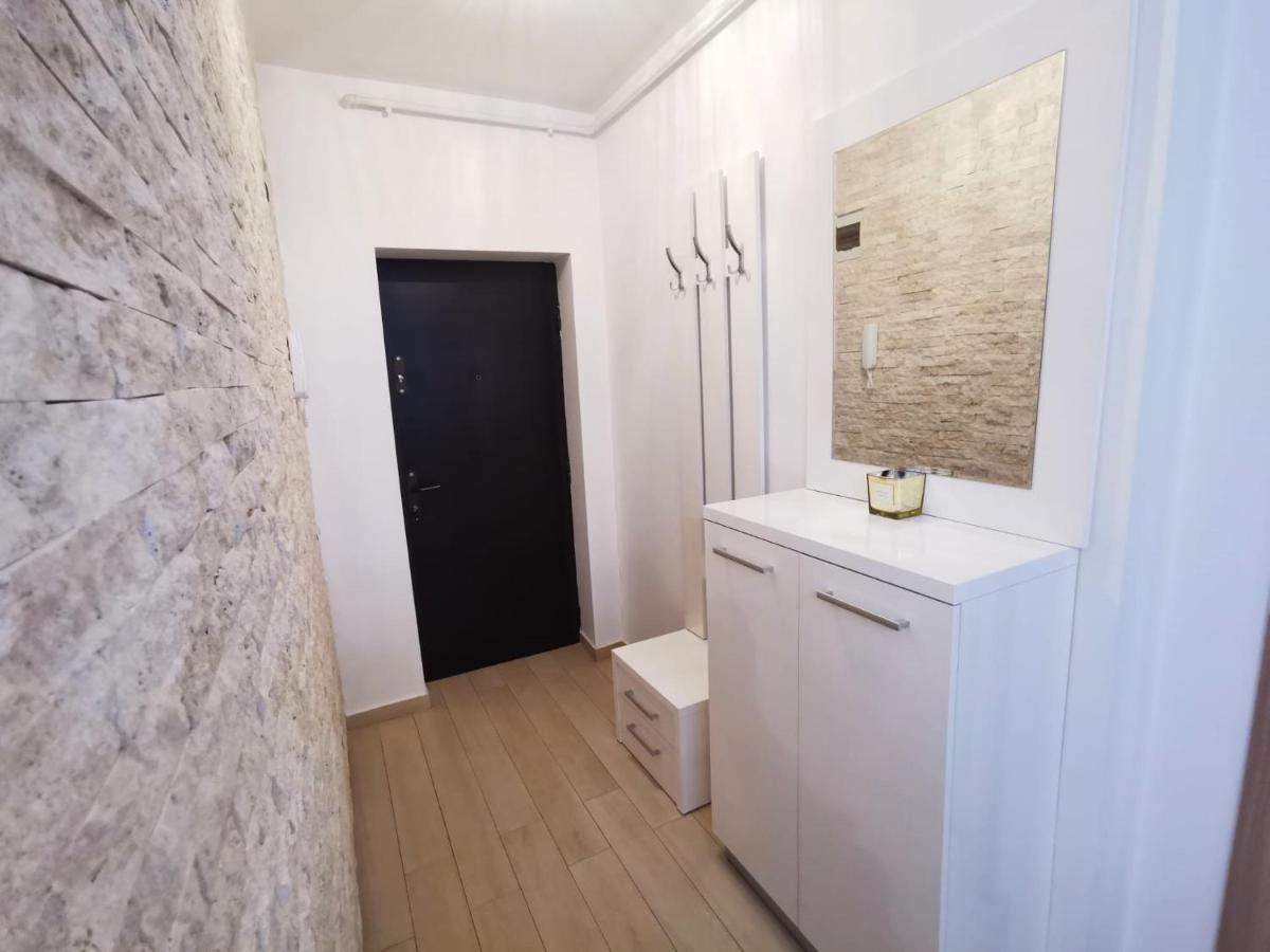 Contemporary Central Apartment In Cluj Napoca Luaran gambar