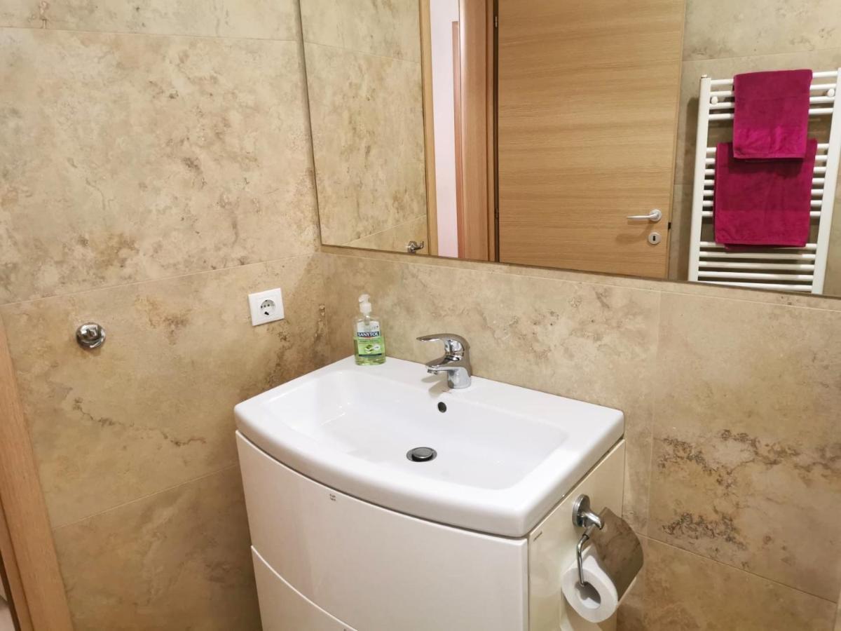Contemporary Central Apartment In Cluj Napoca Luaran gambar